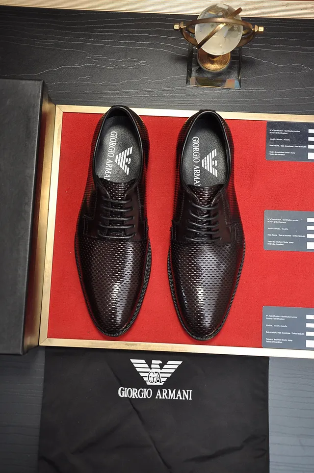 Giorgio Armani Perforated Brown Cap Toe Oxford Shoes 9