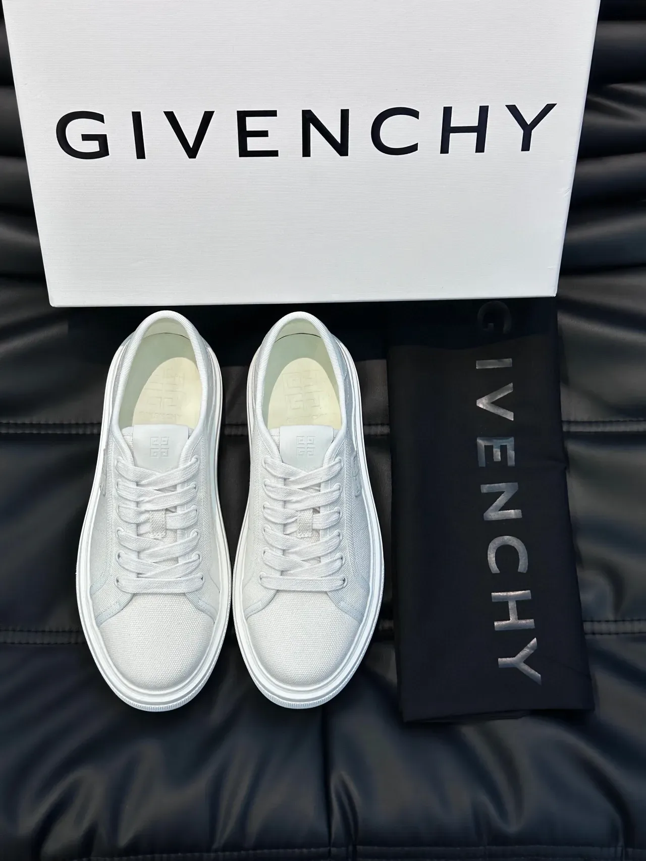 Givenchy White Minimalist Low-Top Lifestyle Sneakers 3