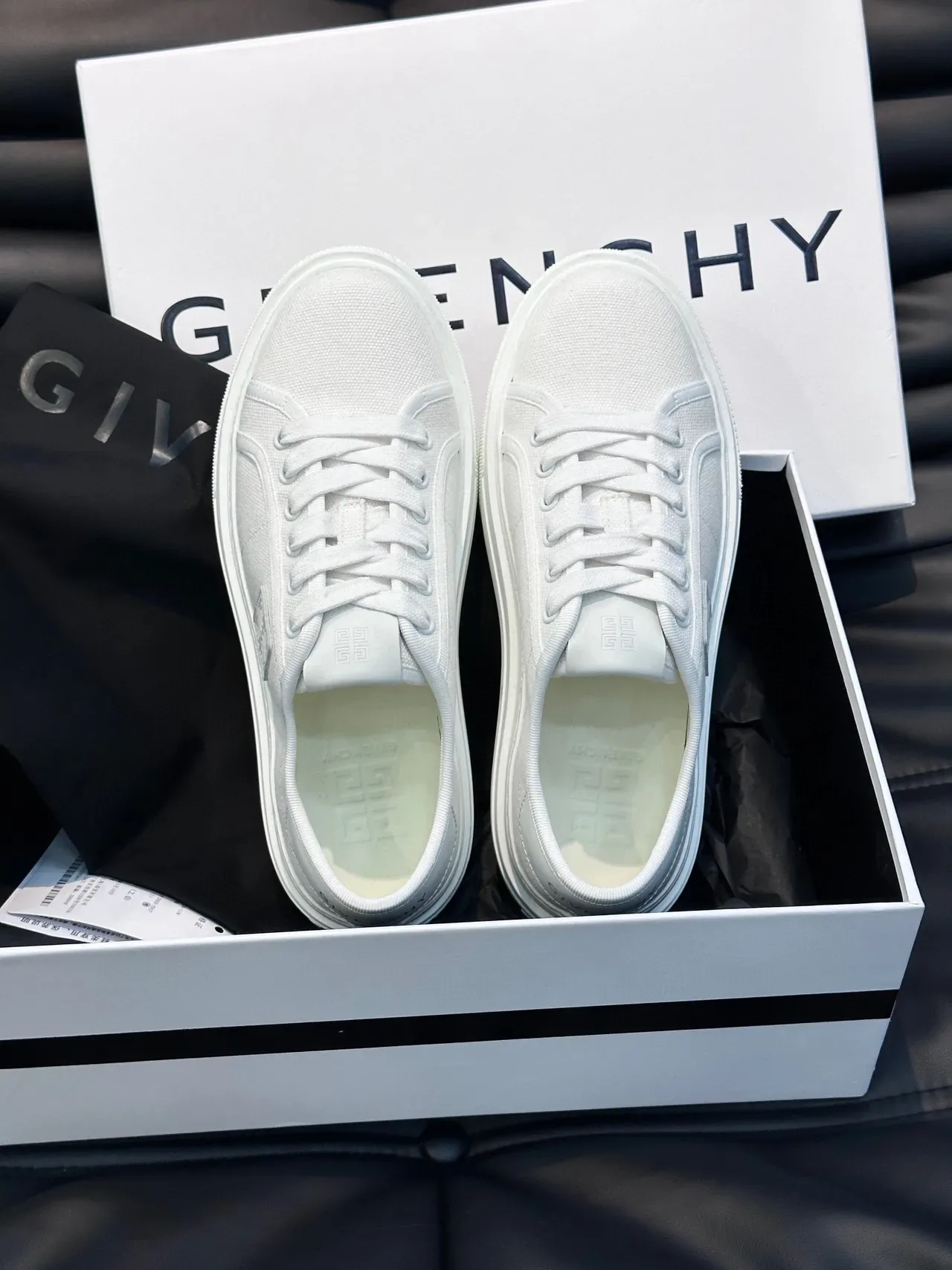 Givenchy White Minimalist Low-Top Lifestyle Sneakers 7