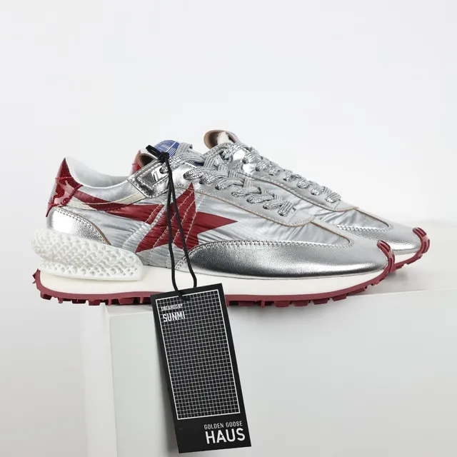 Golden Goose Runner chaussures lifestyle argent métallique et rouge 3
