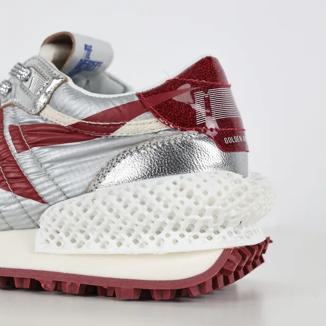 Golden Goose Runner chaussures lifestyle argent métallique et rouge 4