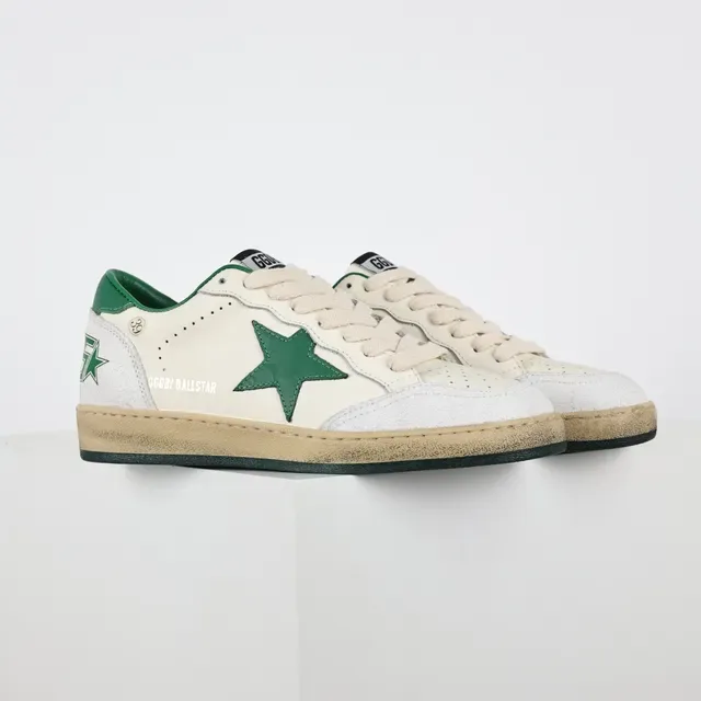 Golden Goose Super-Star Off-White e Green Star tênis lifestyle 3