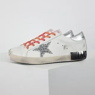 Golden Goose Superstar 磨损白色皮革闪光星星生活方式运动鞋