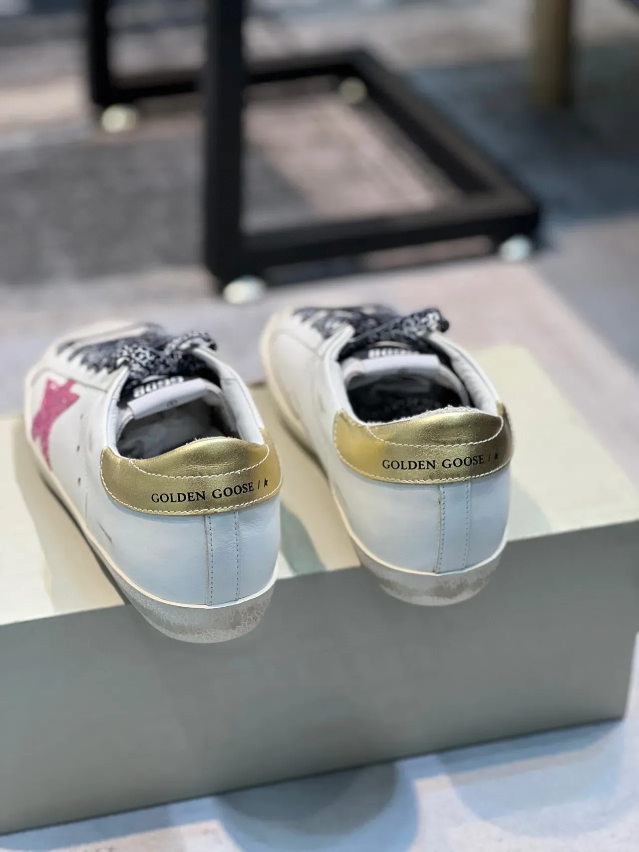 Golden Goose Superstar rosa brilhante estrela leopardo renda lifestyle sneaker 2