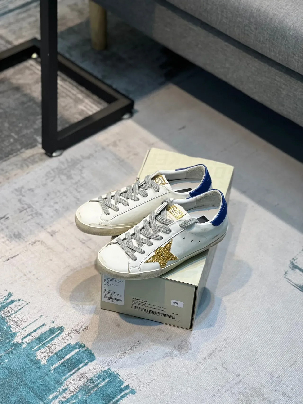Golden Goose Superstar White Blue Distressed Leather Glitter Gold Star Appliqué Lifestyle Sneakers 8