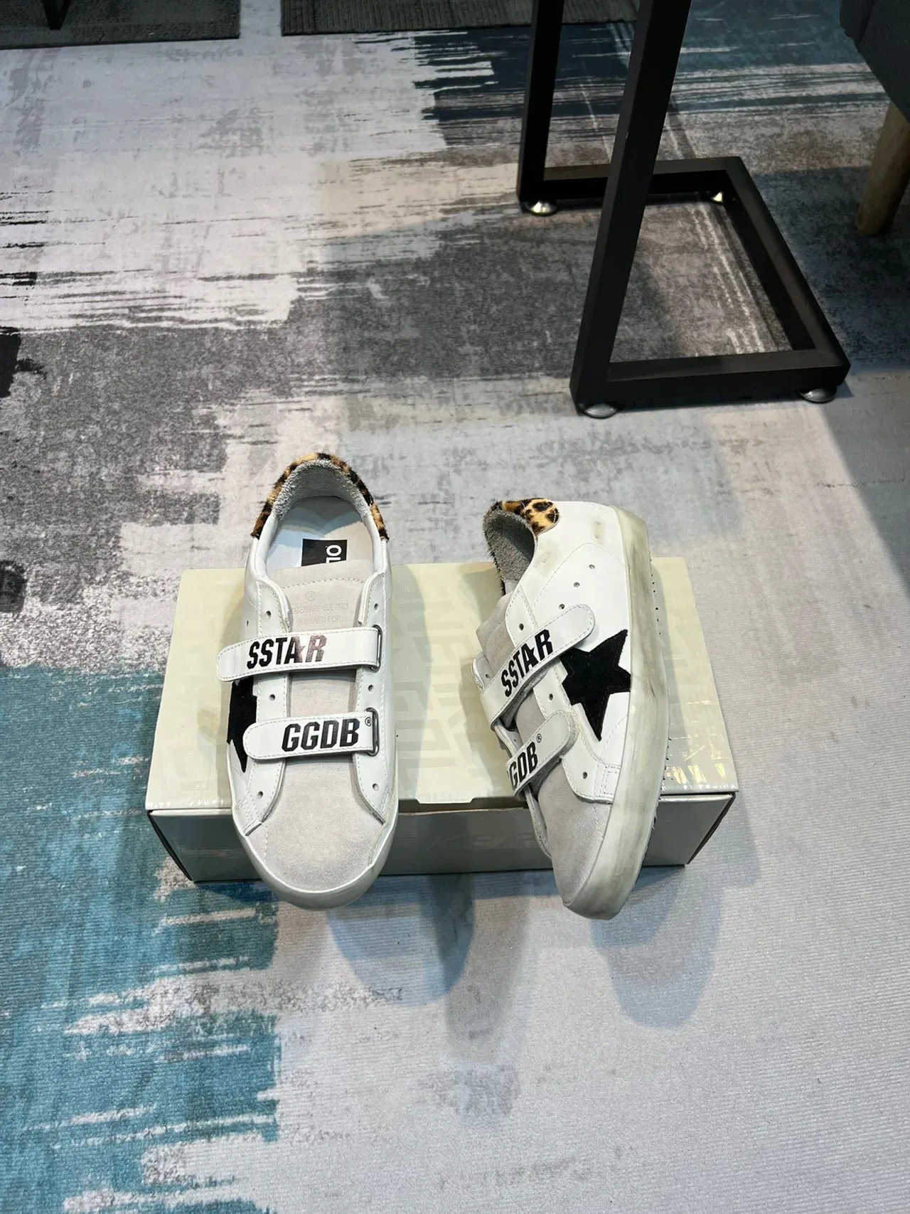 Golden Goose Superstar أبيض بني بدون أحزمة شريط Velcro أسود نجم أبلايكيه نمط حياة سنيكرز 4