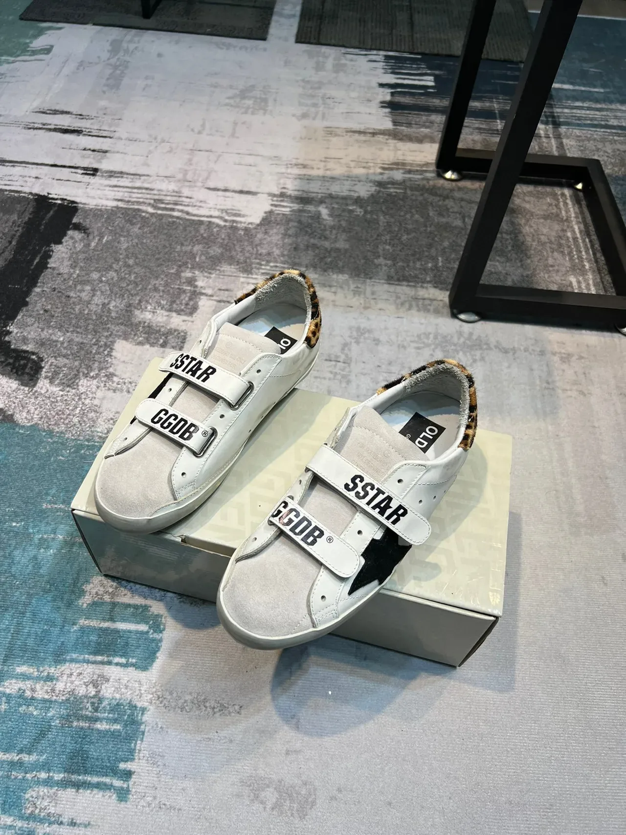 Golden Goose Superstar أبيض بني بدون أحزمة شريط Velcro أسود نجم أبلايكيه نمط حياة سنيكرز 5