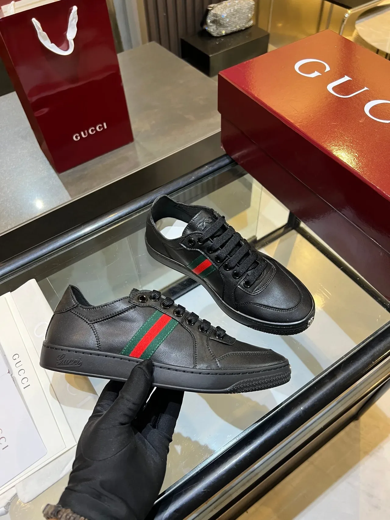 Gucci Ace Black Multicolor Leather Upper Web Stripe Detail Lifestyle Sneakers 1