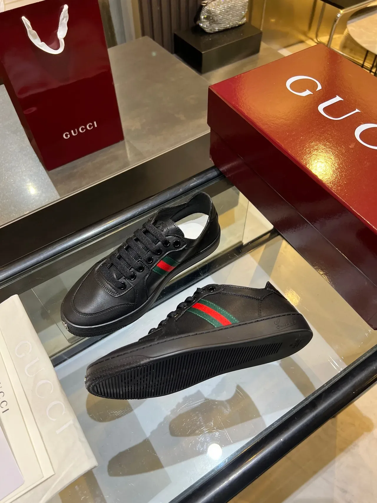 Gucci Ace Black Multicolor Leather Upper Web Stripe Detail Lifestyle Sneakers 4