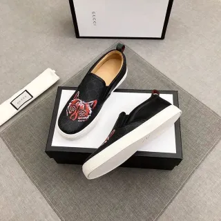 Gucci Ace Fox Embroidered Black and White Loafers