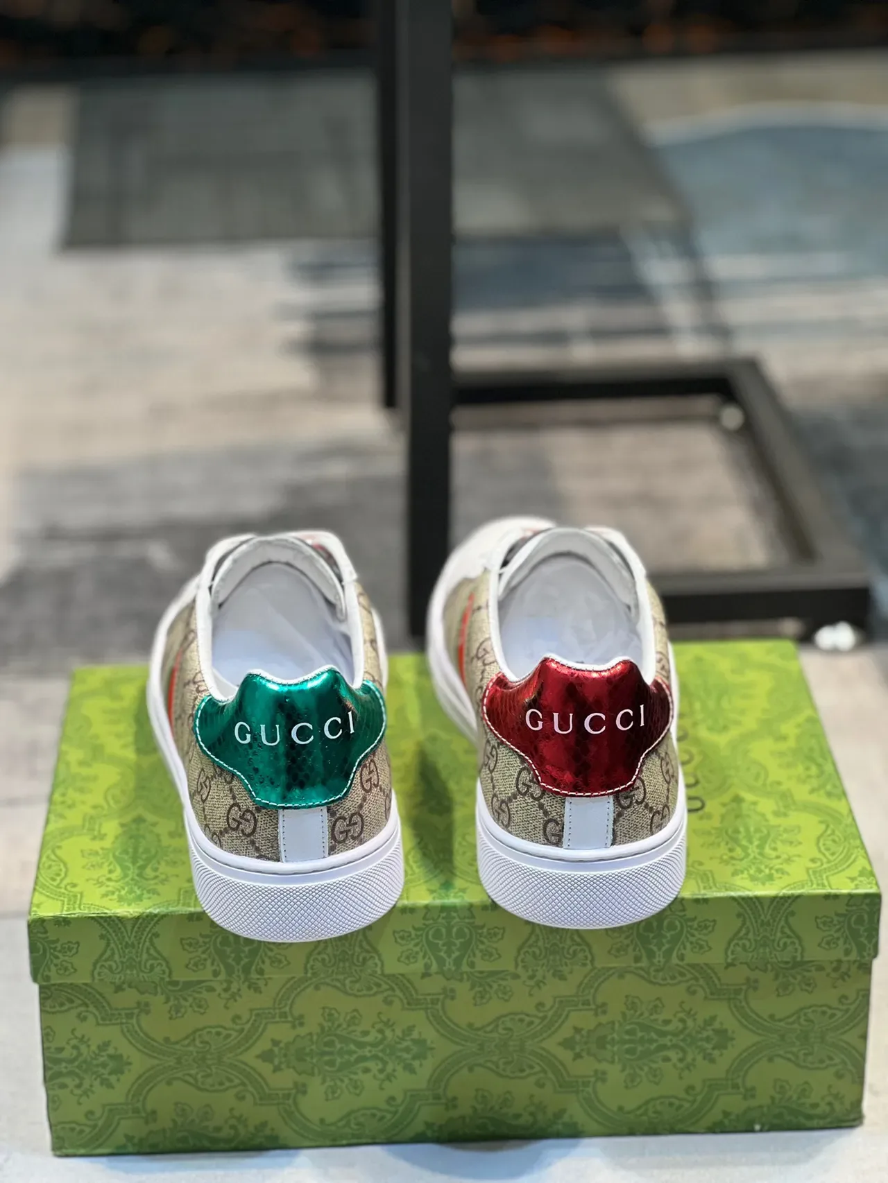 Gucci Ace GG Monogram Web Stripe tênis lifestyle 3