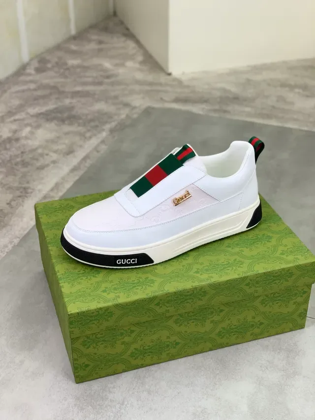 Gucci Ace White Green Red Web Stripe Lifestyle Sneakers 4
