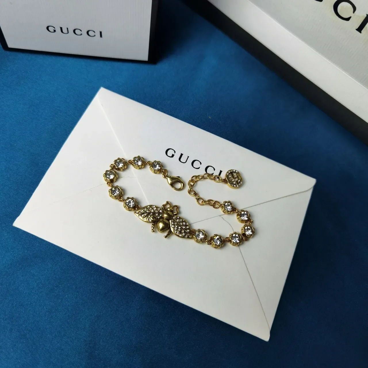 Bracelet Gucci Motif Abeille Set Cristal Ton Or 7