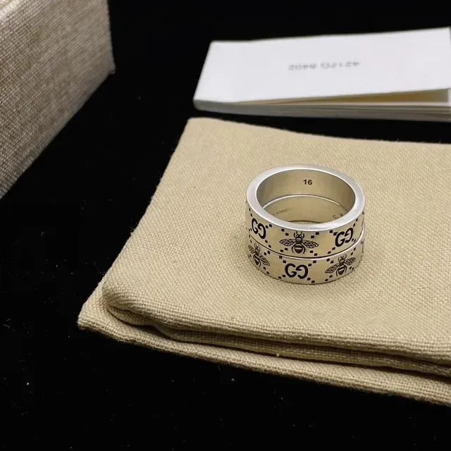 Gucci Bee Motif GG Monogram Ring Silver Black Engraved Ring 6