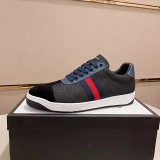 حذاء أسلوب حياة Gucci أسود بحري GG مونوغرام كانفاس مخمل رأس الإصبع