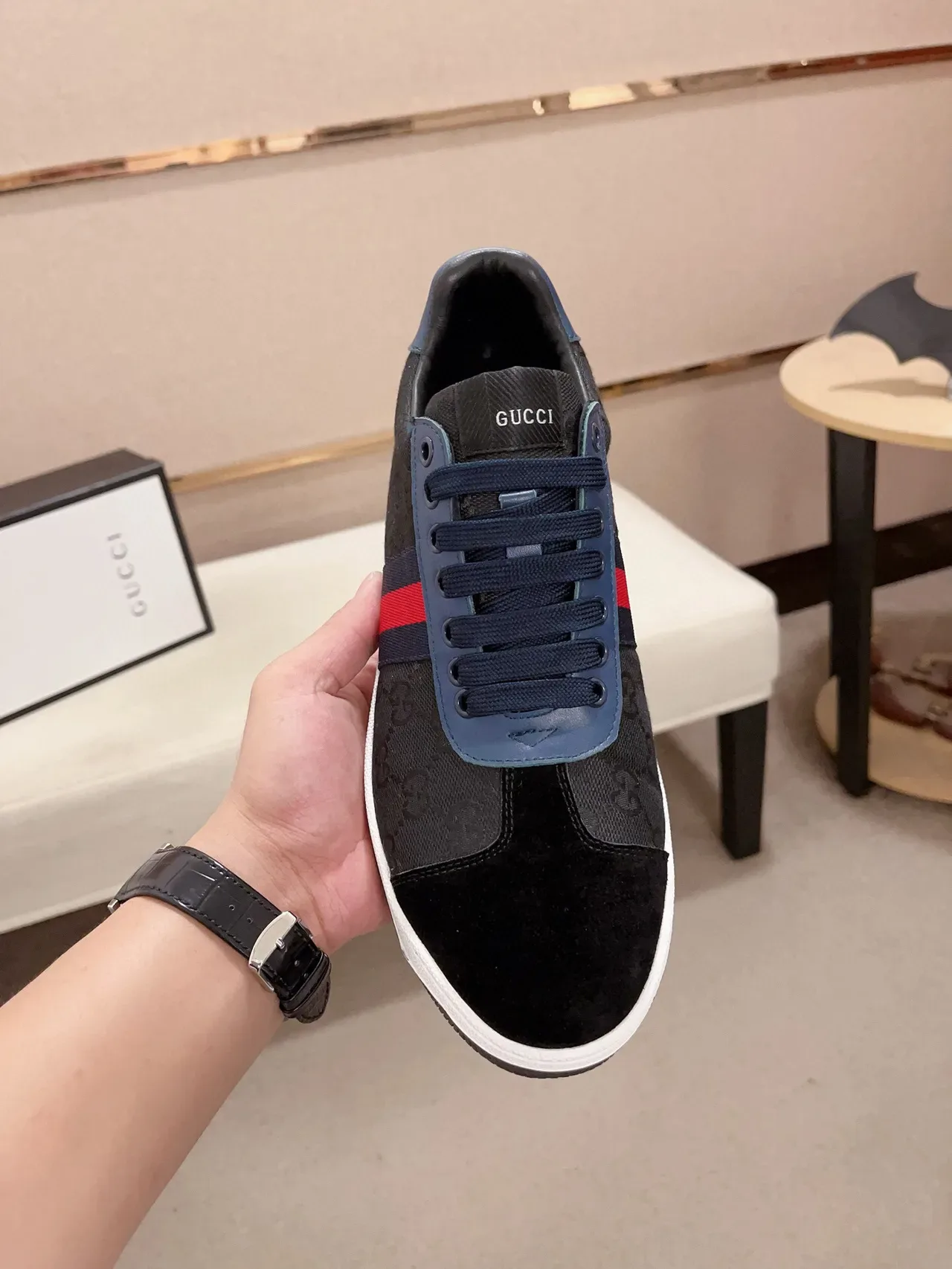 Sneakers Lifestyle Gucci Noir Marine GG Monogram Toile avec Embout en Velours 2