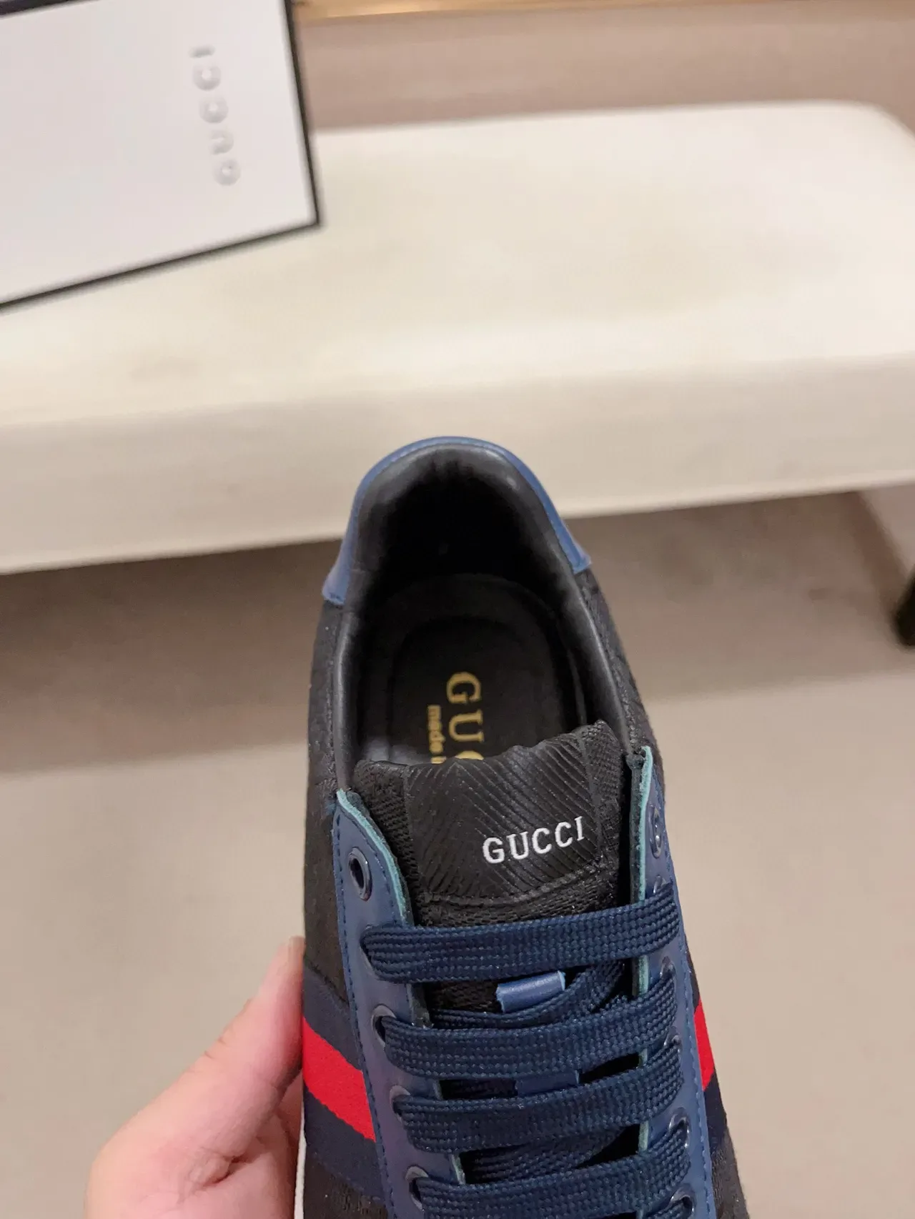 Sneakers Lifestyle Gucci Noir Marine GG Monogram Toile avec Embout en Velours 6
