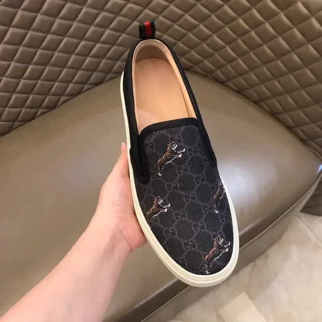 Gucci Black White GG Monogram Canvas Embroidered Tigers Casual Shoes 2