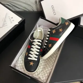 Gucci Black White Leather Upper Web Stripe Detail Lifestyle Sneakers