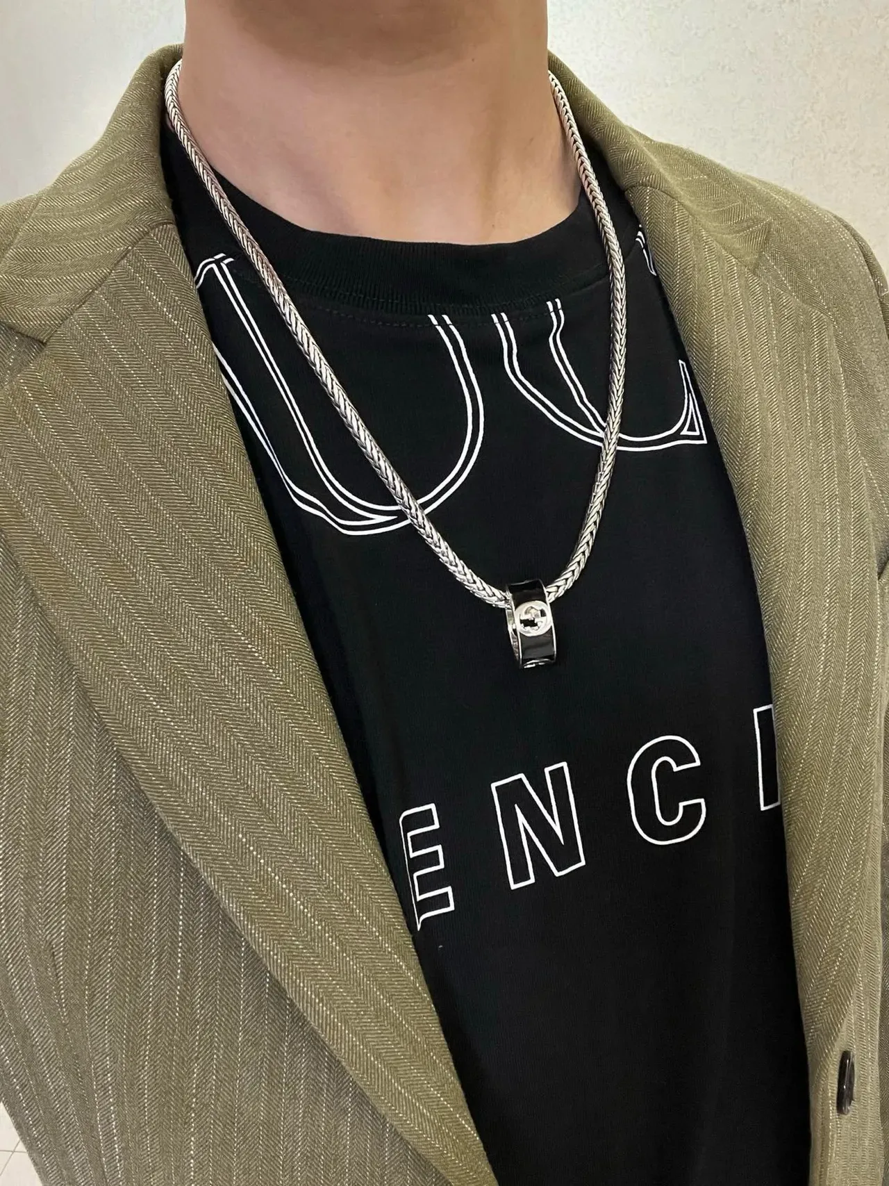 Gucci Braided Chain Black Enamel Interlocking G Ring Necklace 2