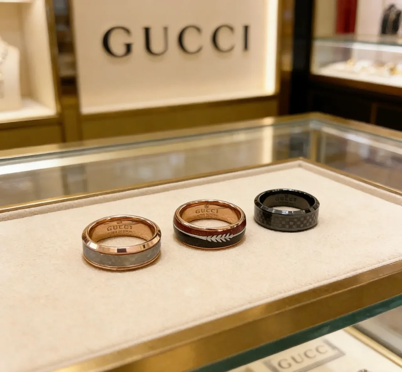 Gucci Carbon Fiber Inlay Black Ring 7