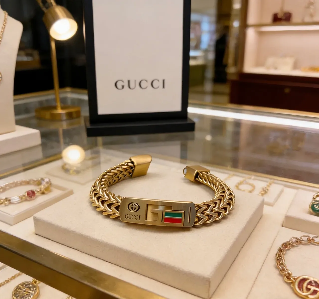 Gucci Chain Bracelet Gold Multicolor Braided Green-Red-Green Stripe Enamel Bracelet 5