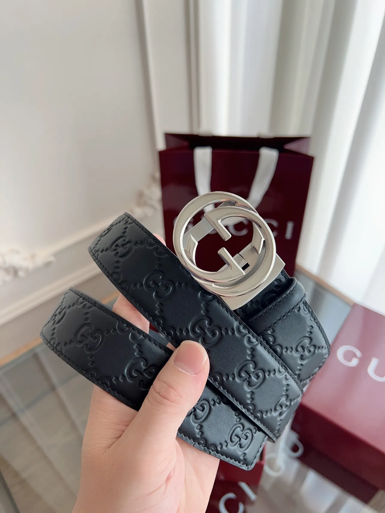 Gucci Double G Cinto Preto Dourado Embossado GG Monograma Couro 2