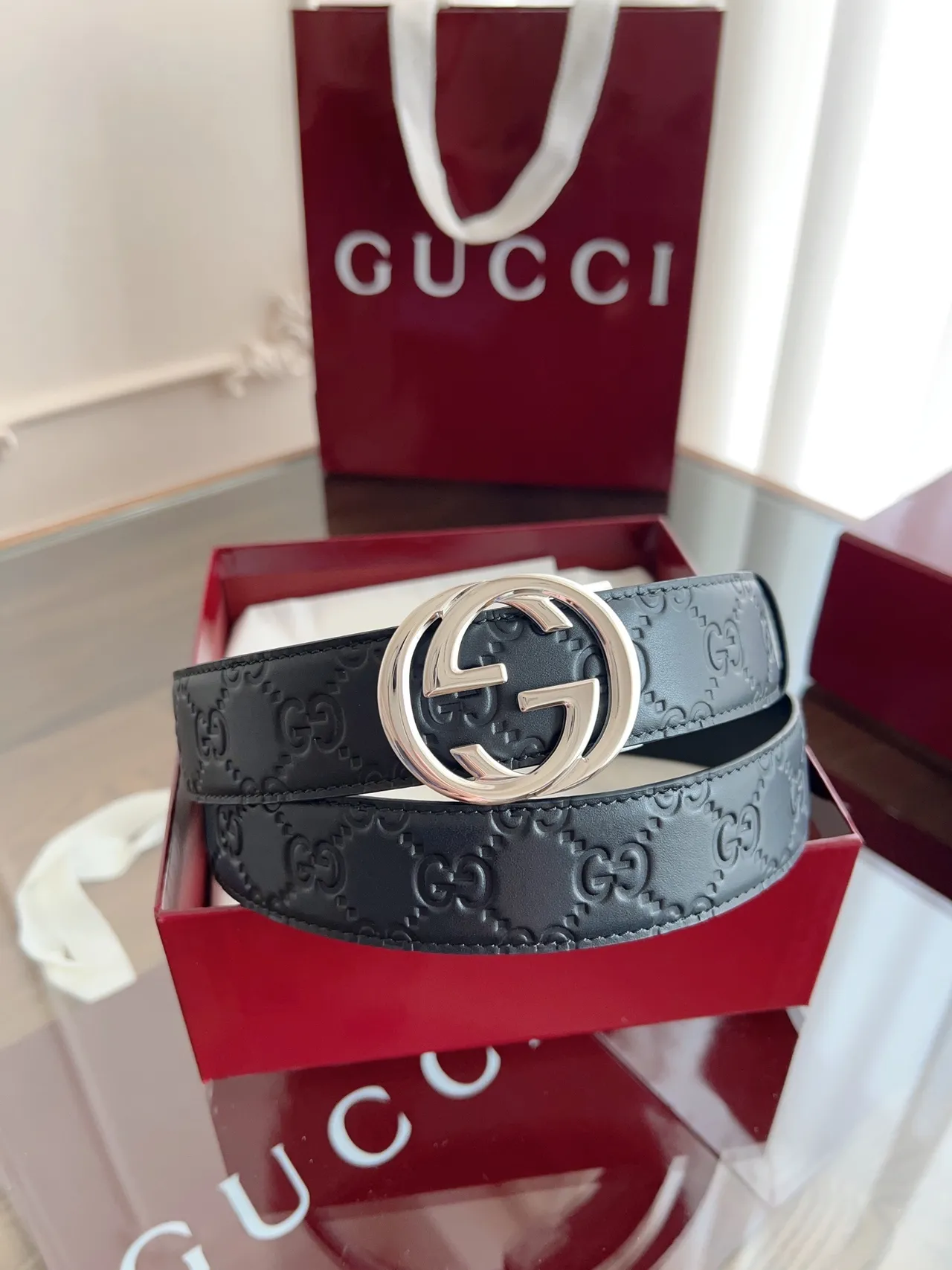 Gucci Double G Cinto Preto Dourado Embossado GG Monograma Couro 3