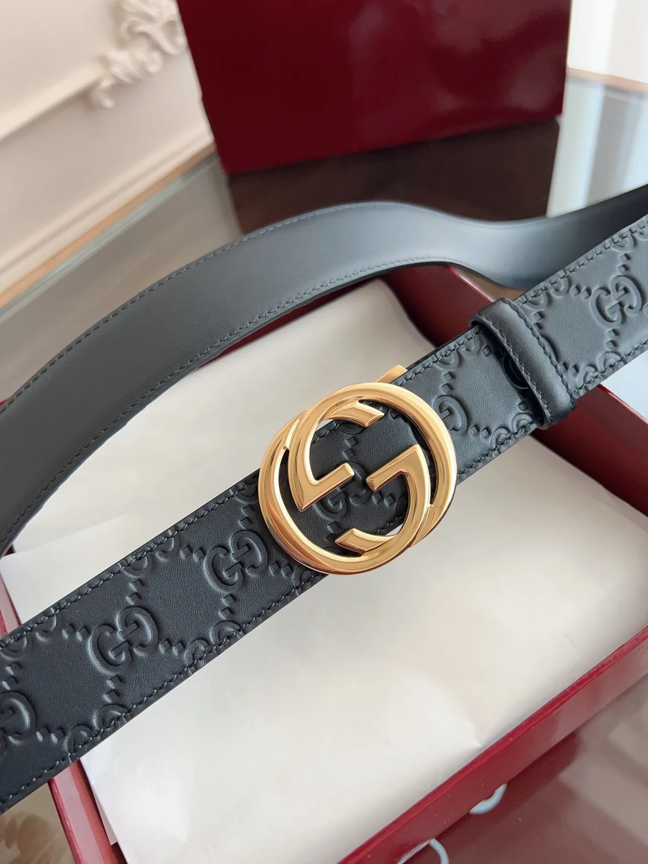 Gucci Double G Cinto Preto Dourado Embossado GG Monograma Couro 7