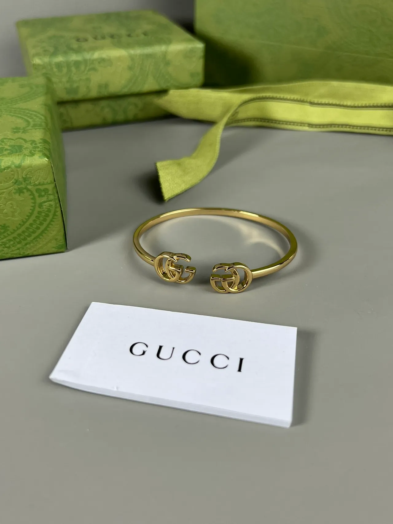 Gucci Double G Gold-Tone Pulseira Aberta 2