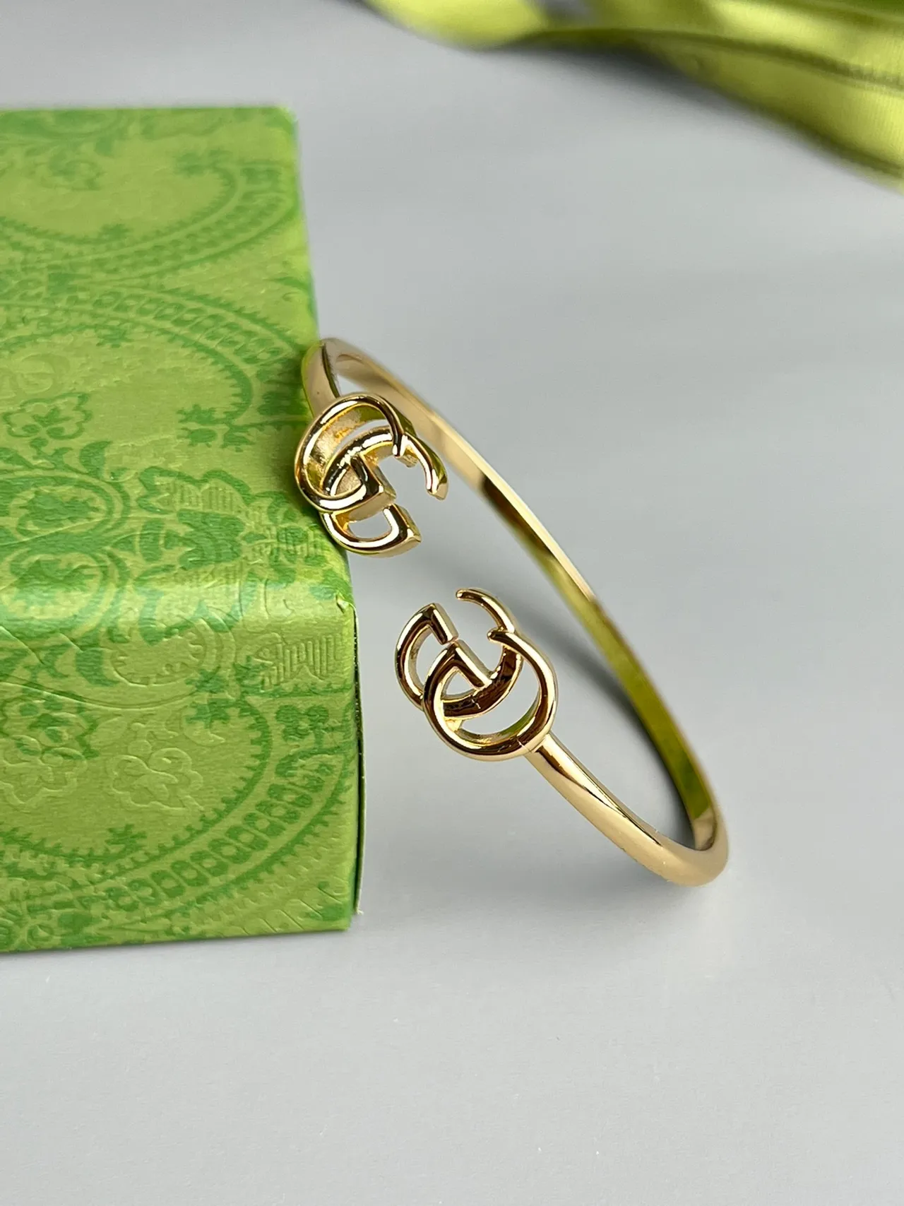 Gucci Double G Gold-Tone Pulseira Aberta 6
