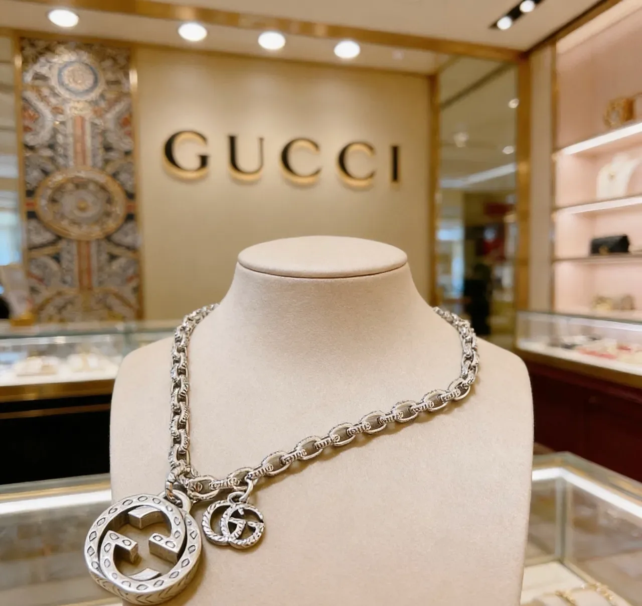 Gucci Double G Interlocking Logo Silver-Tone Chain Necklace 3