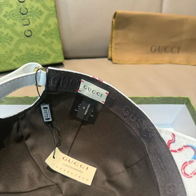 Gucci Embroidered Wavy Line Monogram Baseball Cap 4