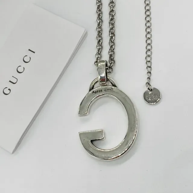 Collier avec pendentif Gucci G-Logo ton argent 5