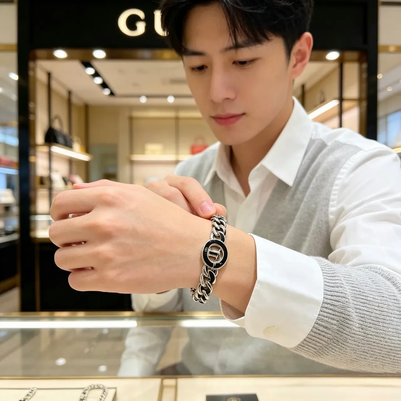 Gucci GG Marmont Black Enamel Curb-Link Bracelet 3