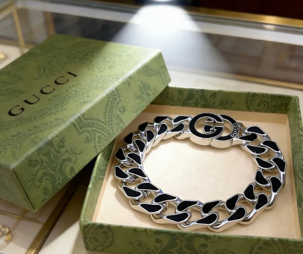 Gucci GG Marmont Black Enamel Curb-Link Bracelet 6
