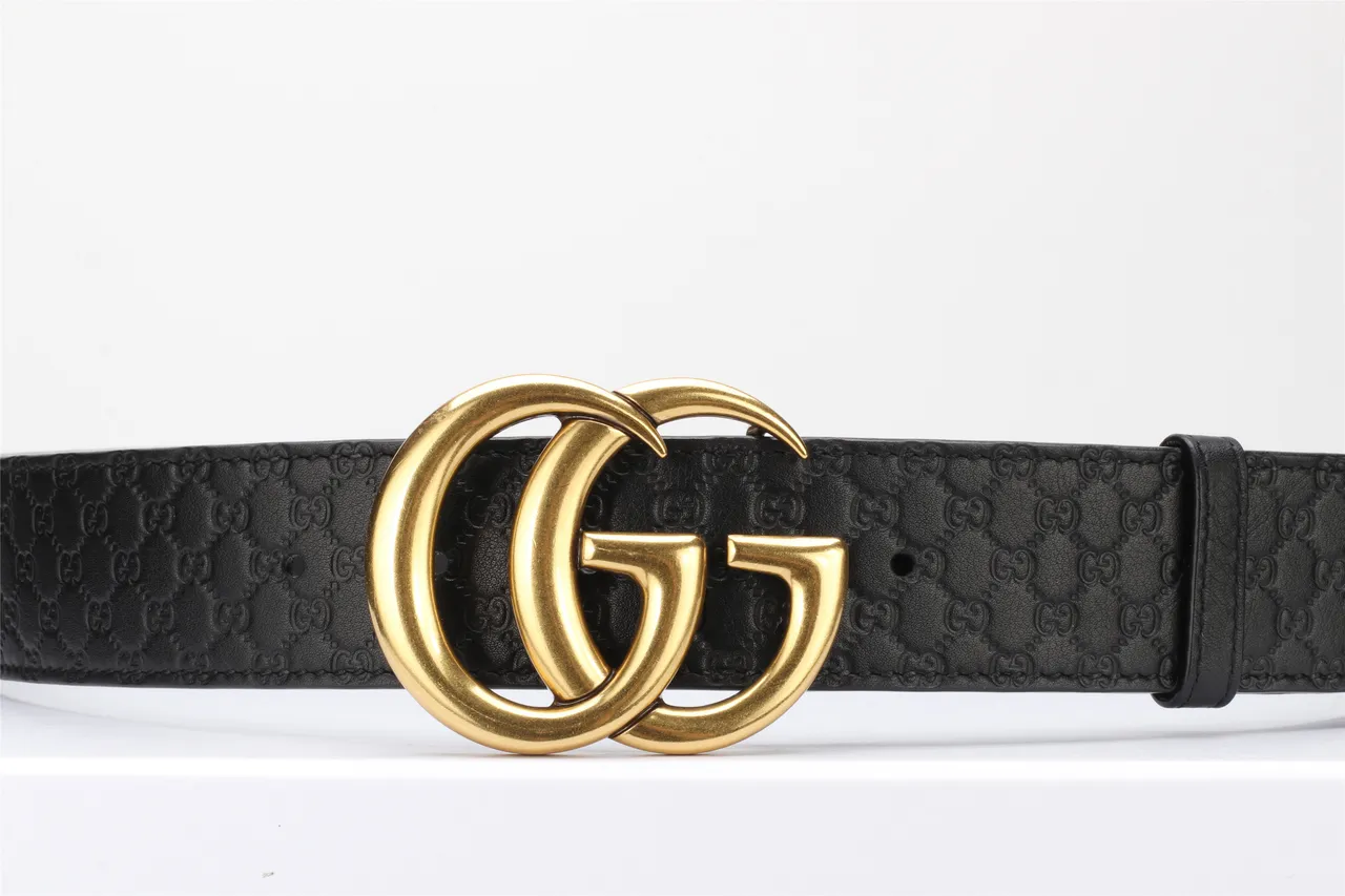 Gucci GG Marmont ceinture en cuir noire dorée monogramme embossé boucle double G 11