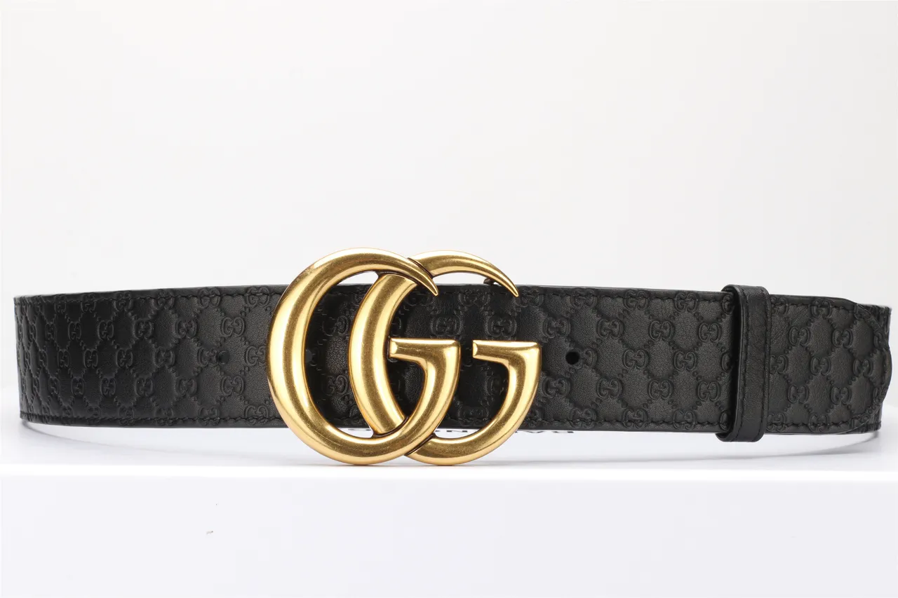 Gucci GG Marmont ceinture en cuir noire dorée monogramme embossé boucle double G 12