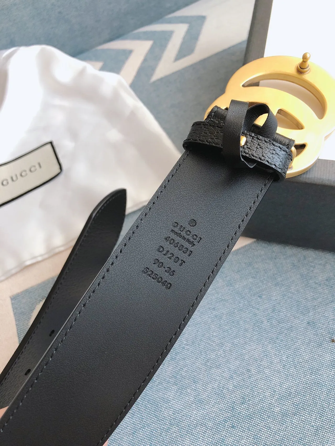 Gucci GG Marmont Black Gold Interlocking G Buckle Pebbled Leather Belt 3