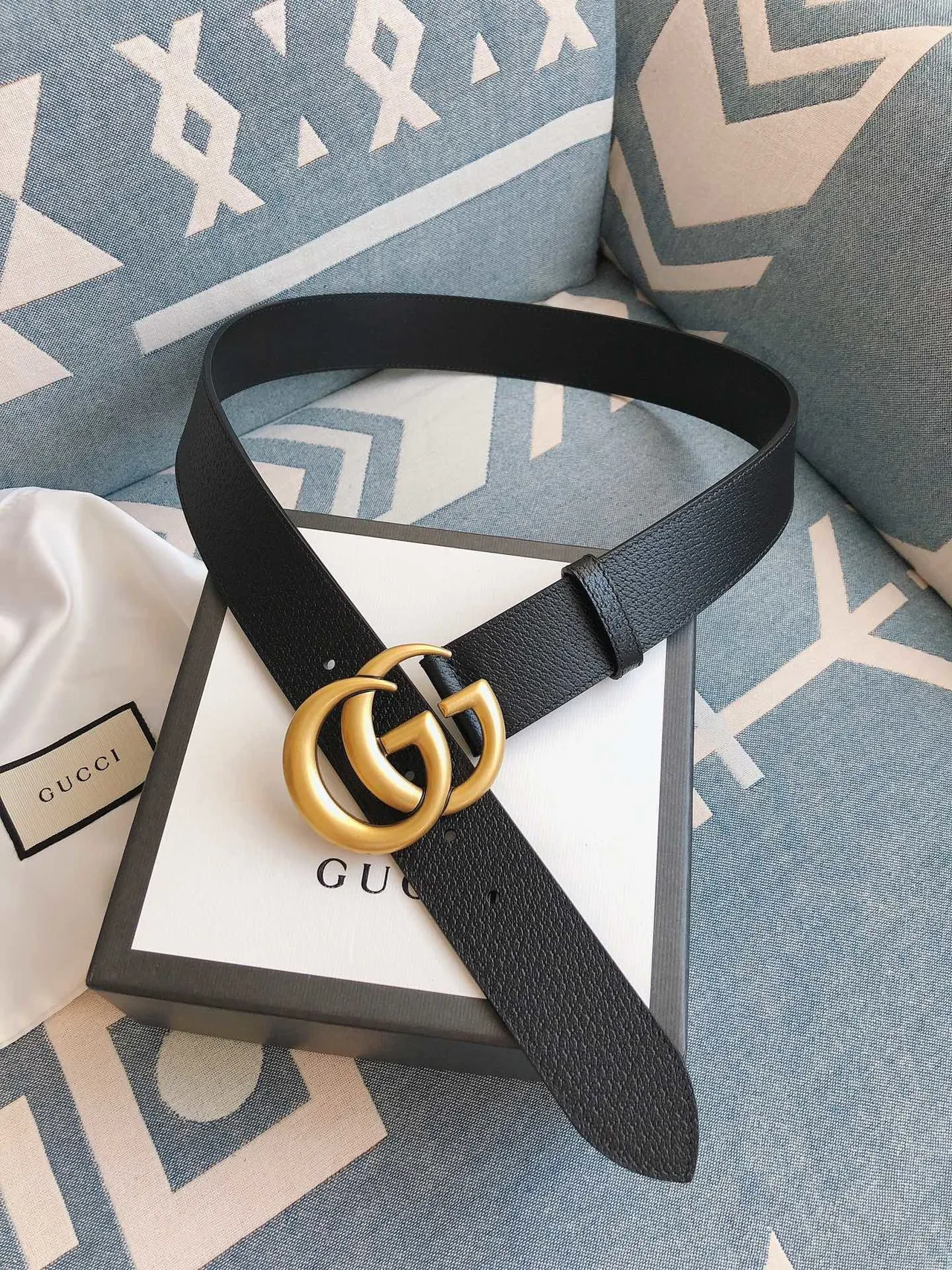 Gucci GG Marmont Black Gold Interlocking G Buckle Pebbled Leather Belt 6