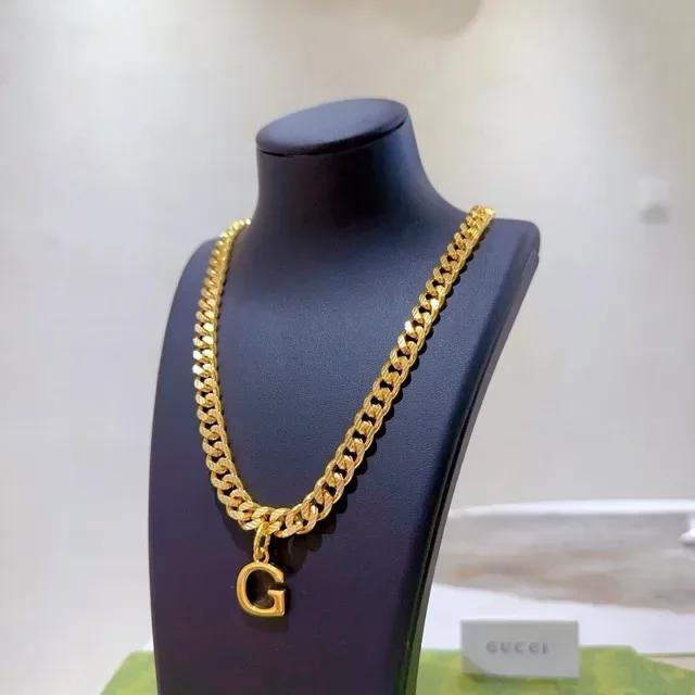 Gucci GG Marmont Gold Black Curb-Link Chain Metal Necklace 9