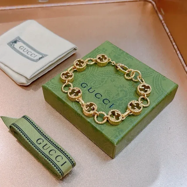 Gucci GG Marmont Gold Green Interlocking G Motif Bracelet 3