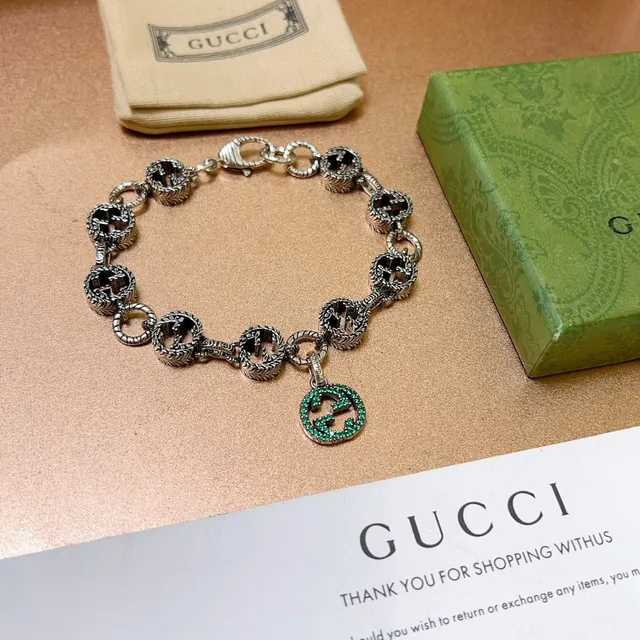 Gucci GG Marmont Green Crystal Interlocking G Bracelet 9