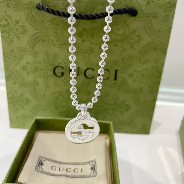Gucci GG Marmont Interlocking G Logo Circular Pendant Necklace 8