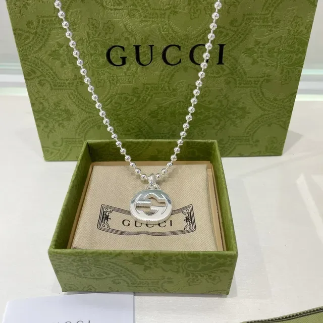 Gucci GG Marmont Interlocking G Logo Circular Pendant Necklace 9