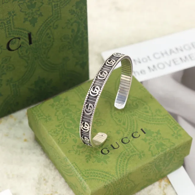 Gucci GG Marmont Interlocking G Ribbed Open Cuff Bracelet 3