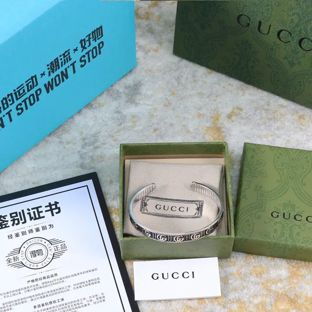 Gucci GG Marmont Interlocking G Ribbed Open Cuff Bracelet 4