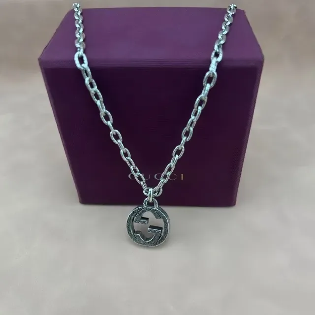 Gucci GG Marmont Interlocking G Silver-Toned Chain Necklace 3