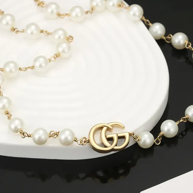 Gucci GG Marmont قلادة لؤلؤ سلسلة ذهبية اللون 2