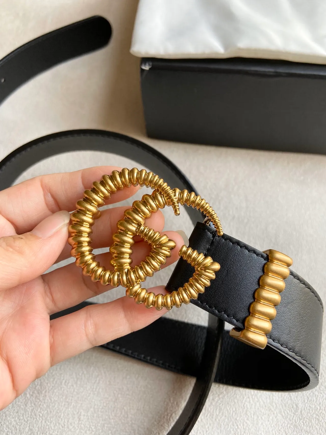Gucci GG Marmont Ribbed Gold-Tone Double G Black Leather Belt 2